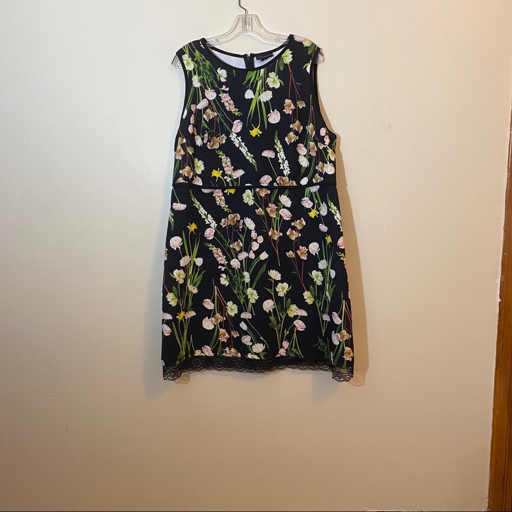 Victoria Beckham for Target 1X Floral Shift Dress